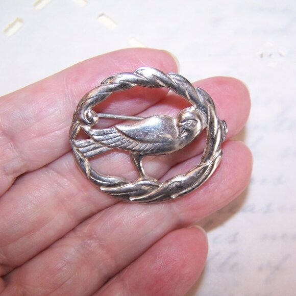 Sterling Silver Pin Brooch - Danish Modern Design of a Dove - Picture 1 of 4